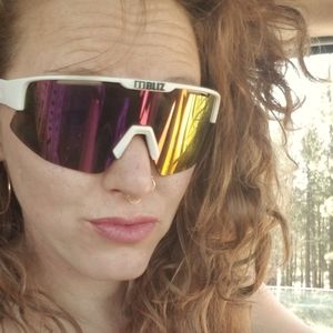 Meet your Posher, Posh